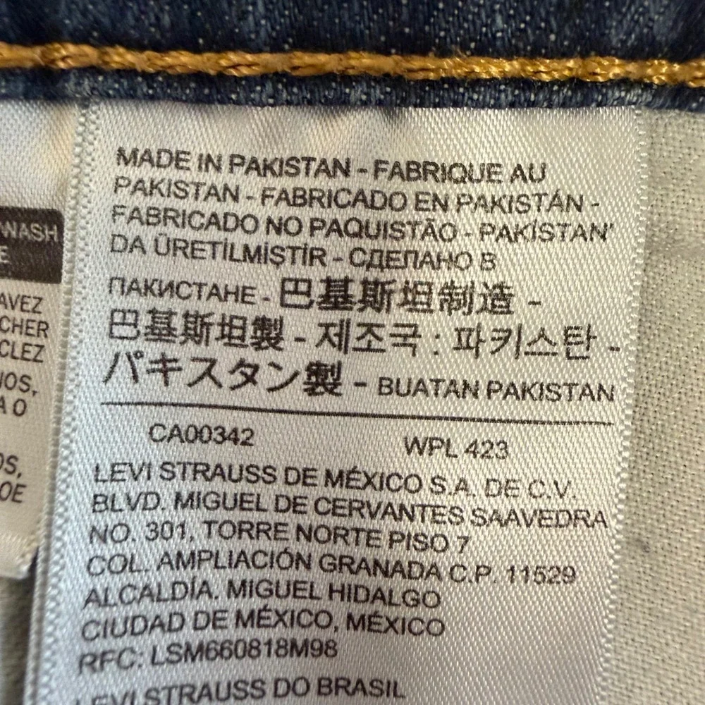 Levis 541 Athletic Taper Men Jeans 44x32 Medium Wash Blue Stretch Denim 28951614